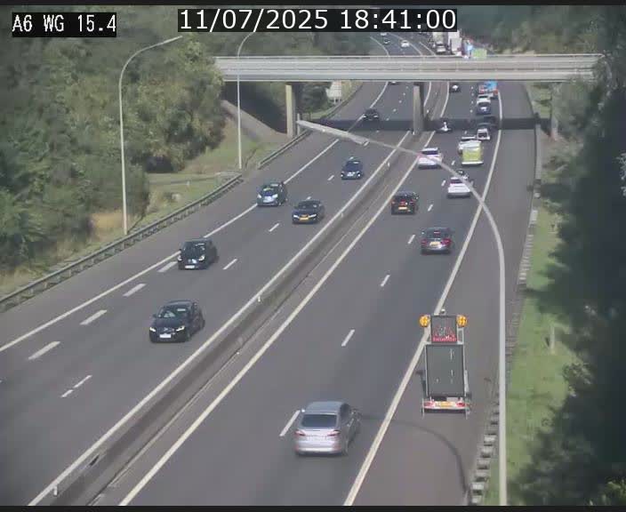 Traffic live webcam Luxembourg Capellen - A6 - BK 15.4 - direction Luxembourg/France/Allemagne