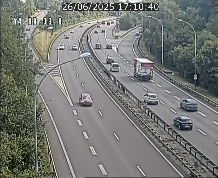 Webcam traffic A4 Luxembourg - BK 3.8 - Leudelange (direction Esch sur Alzette)
