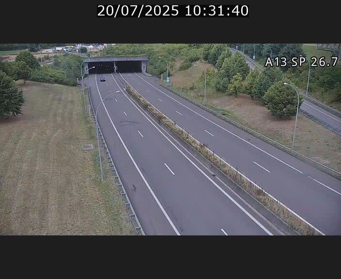 Traffic live webcam Luxembourg Frisange - A13 direction Luxembourg-ville - BK 26.7