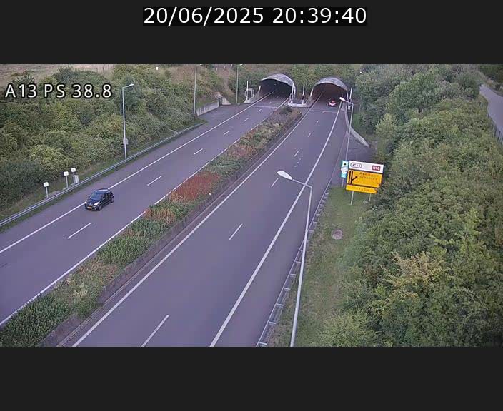 Webcam autoroute A13 à l'entrée ouest du tunnel Markusbierg à Schengen. Vue orientée vers Mondorf-les-Bains