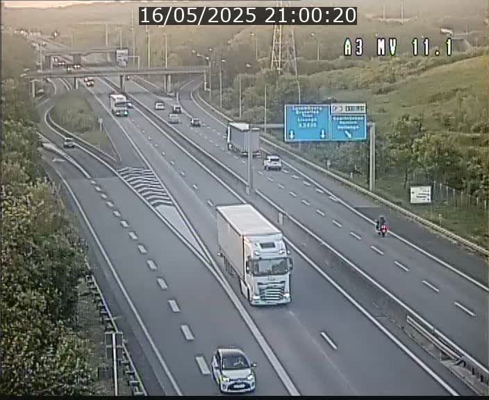 Traffic live webcam Luxembourg Croix de Bettembourg A3 - BK 11.1 - direction Luxembourg-ville