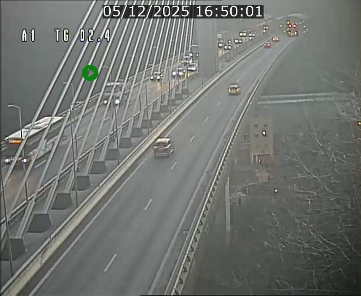 Traffic live webcam Luxembourg Sandweiler - A1 direction Luxembourg-ville - BK 2.4