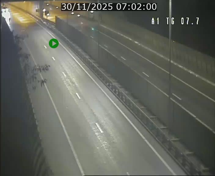 Traffic live webcam Luxembourg Kirchberg - A1 direction Luxembourg-ville - BK 7.7