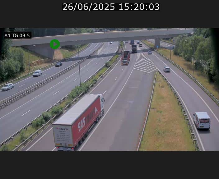 Traffic live webcam Luxembourg Jonction Grünewald - A1 direction Luxembourg-ville - BK 9.5
