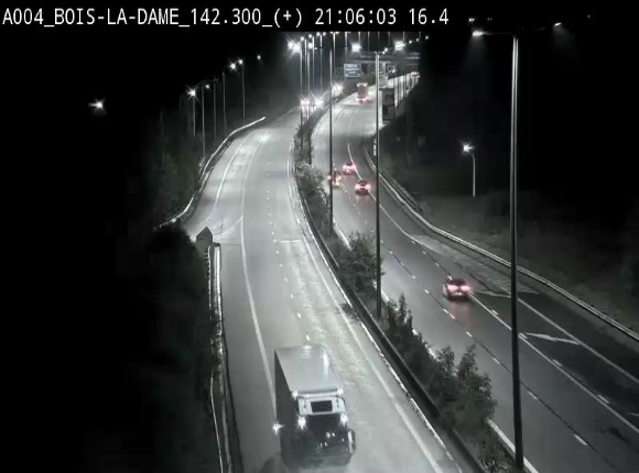 Webcam située entre la sortie 29 Neufchâteau et la jonction avec l'E25 en direction de Liège et Luxembourg