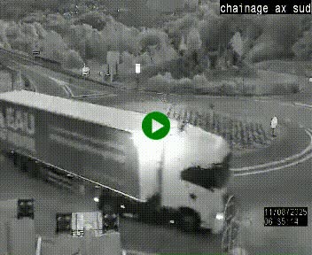 Webcam au nord d'Ax-les-Thermes au niveau de l'aire de chaînage de la N20. Vue orientée vers les Pyrénées, en direction de Pas de la Case