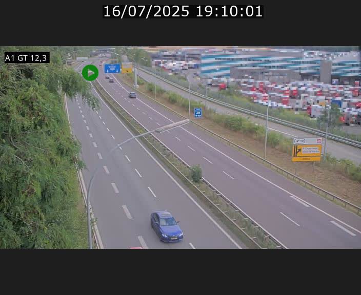 Traffic live webcam Luxembourg Senningerberg - A1 direction Allemagne - BK 12.3