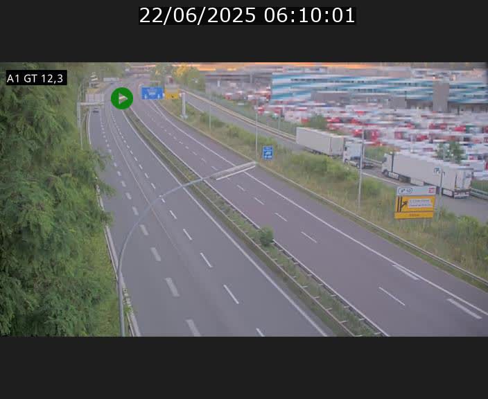 Traffic live webcam Luxembourg Senningerberg - A1 direction Allemagne - BK 12.3