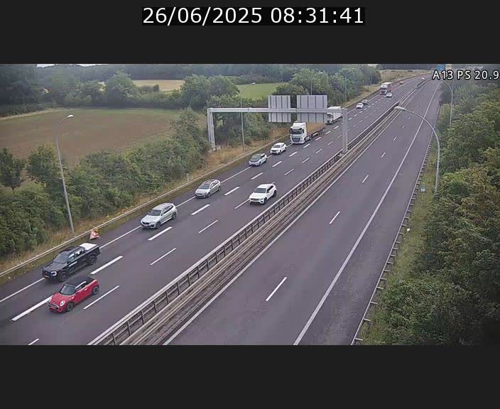 Traffic live webcam Luxembourg Croix de Bettembourg, rond-point d'Hellange - A13 direction Allemagne - BK 20.9
