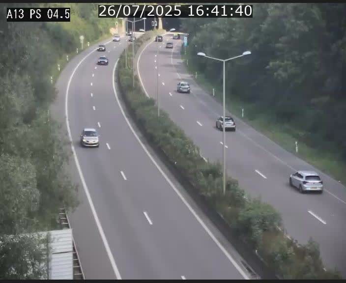 Traffic live webcam Luxembourg Differdange - A13 direction Esch-sur-Alzette - BK 4.5