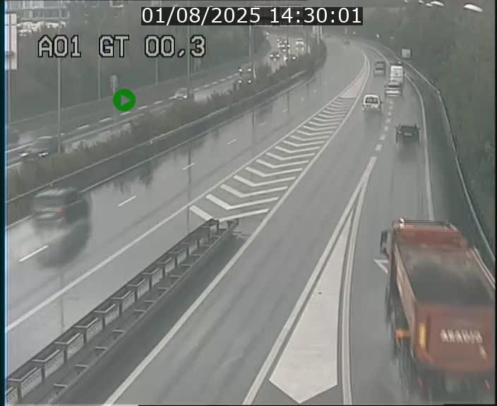 Traffic live webcam Luxembourg Croix de Gasperich - A1 direction Kirchberg - BK 0.3