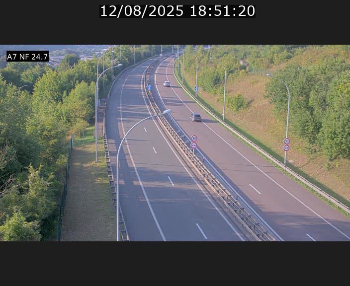 Caméra trafic Luxembourg - A7, Schieren direction Mersch