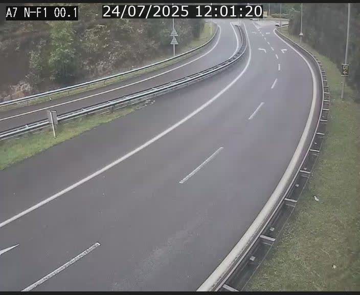 Webcam autoroute Luxembourg A7 située dans la sortie 1 Waldhof, vers la N11, avant le Tunnel Stafelter