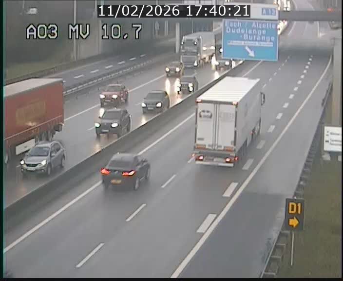 Traffic live webcam Luxembourg Croix de Bettembourg - A3 - BK 10.7 - direction France