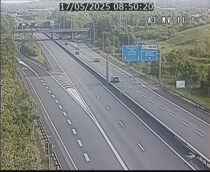 Traffic live webcam Luxembourg Croix de Bettembourg A3 - BK 11.1 - direction Luxembourg-ville