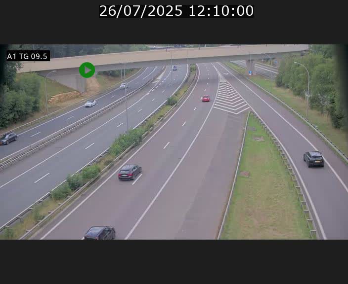 Traffic live webcam Luxembourg Jonction Grünewald - A1 direction Luxembourg-ville - BK 9.5