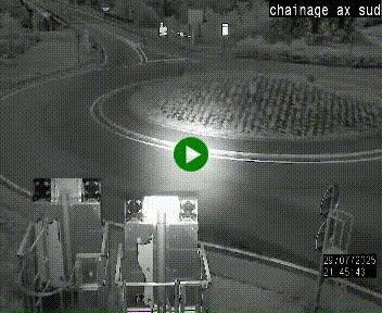 Webcam au nord d'Ax-les-Thermes au niveau de l'aire de chaînage de la N20. Vue orientée vers les Pyrénées, en direction de Pas de la Case