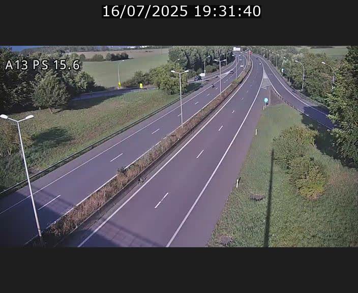 Traffic live webcam Luxembourg Kayl - A13 direction Dudelange - BK 15.6