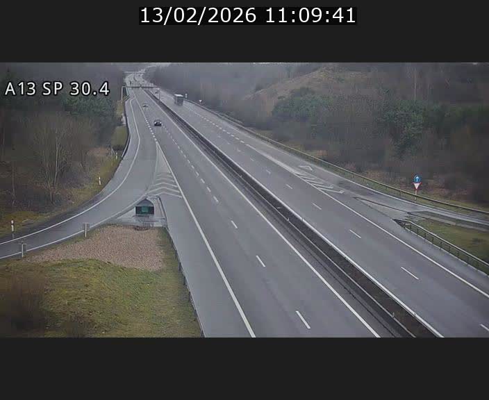 Traffic live webcam Luxembourg Altwies - A13 direction Luxembourg-ville - BK 30.4