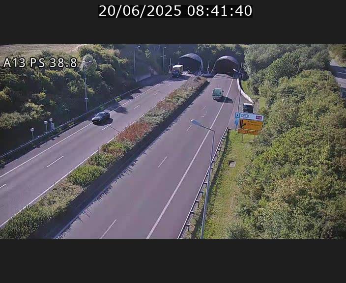 Webcam autoroute A13 à l'entrée ouest du tunnel Markusbierg à Schengen. Vue orientée vers Mondorf-les-Bains