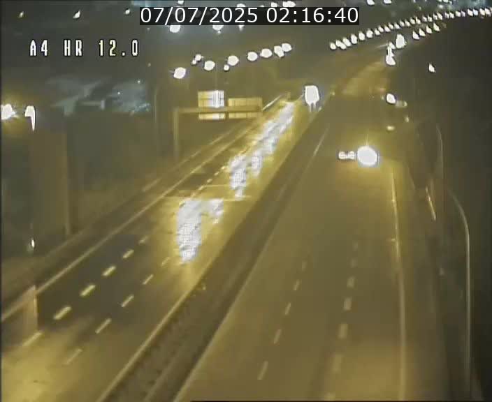 Traffic live webcam Luxembourg Jonction Foetz - A4 - BK 12.0 - direction Esch sur Alzette