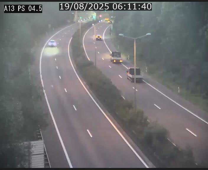 Traffic live webcam Luxembourg Differdange - A13 direction Esch-sur-Alzette - BK 4.5
