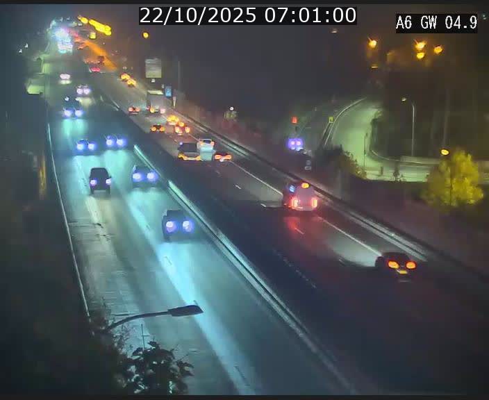 Traffic live webcam Luxembourg Croix de Cessange - A6 - BK 4.9 - direction Belgique