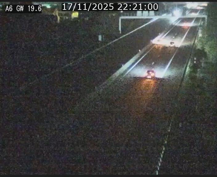 Traffic live webcam Luxembourg - Steinfort - A6 - BK 19.6 - direction Belgique