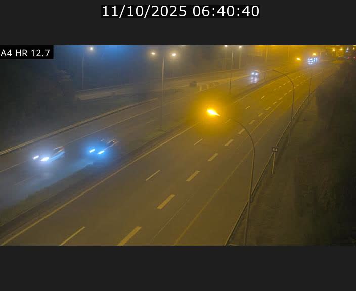 Traffic live webcam Luxembourg Esch sur Alzette - A4 - BK 12.7 - direction Esch-Belval