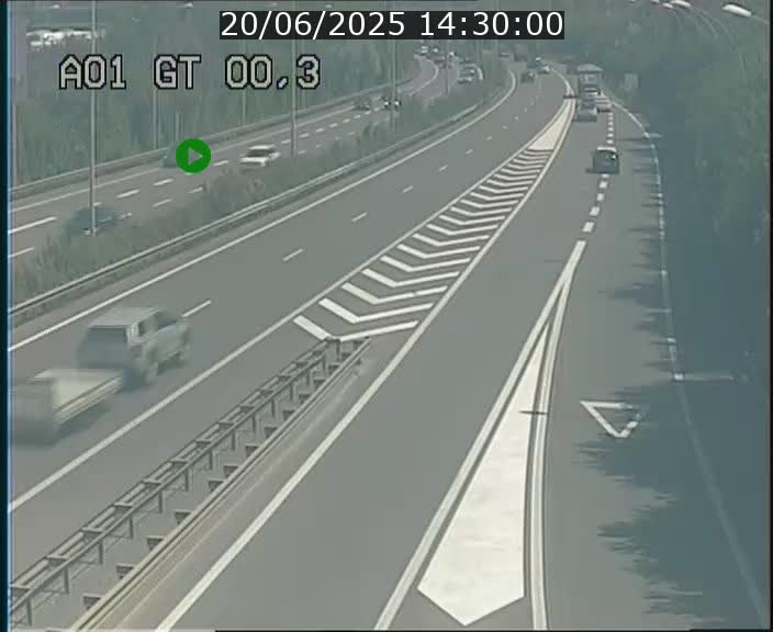 Traffic live webcam Luxembourg Croix de Gasperich - A1 direction Kirchberg - BK 0.3