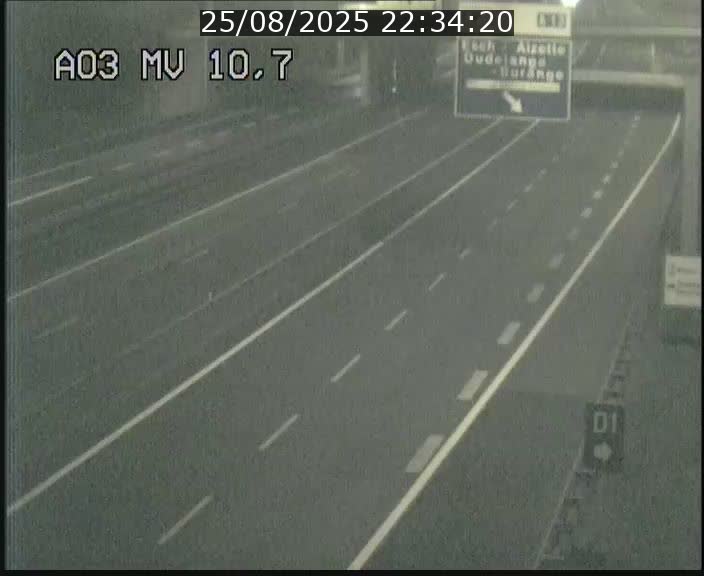 Traffic live webcam Luxembourg Croix de Bettembourg - A3 - BK 10.7 - direction France