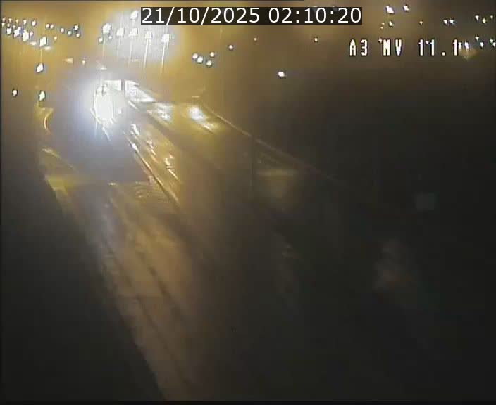 Traffic live webcam Luxembourg Croix de Bettembourg A3 - BK 11.1 - direction Luxembourg-ville