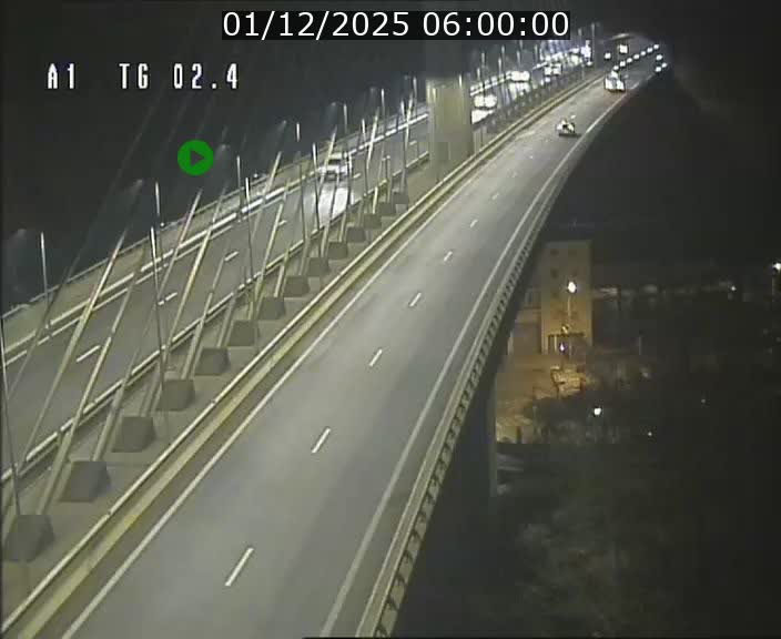 Traffic live webcam Luxembourg Sandweiler - A1 direction Luxembourg-ville - BK 2.4