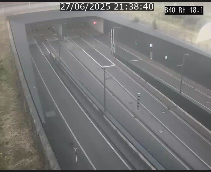Webcam sur la route de contournement d'Esch-Belval avant le tunnel Central Gate au niveau de la porte de France et du radar fixe
