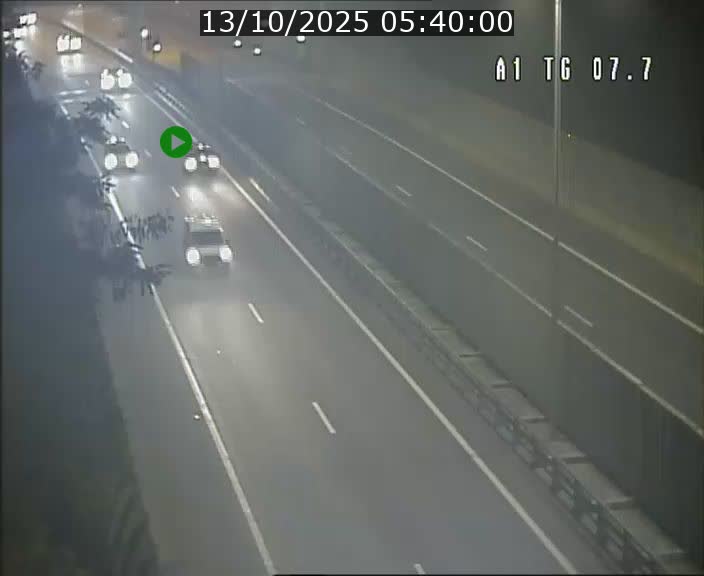 Traffic live webcam Luxembourg Kirchberg - A1 direction Luxembourg-ville - BK 7.7