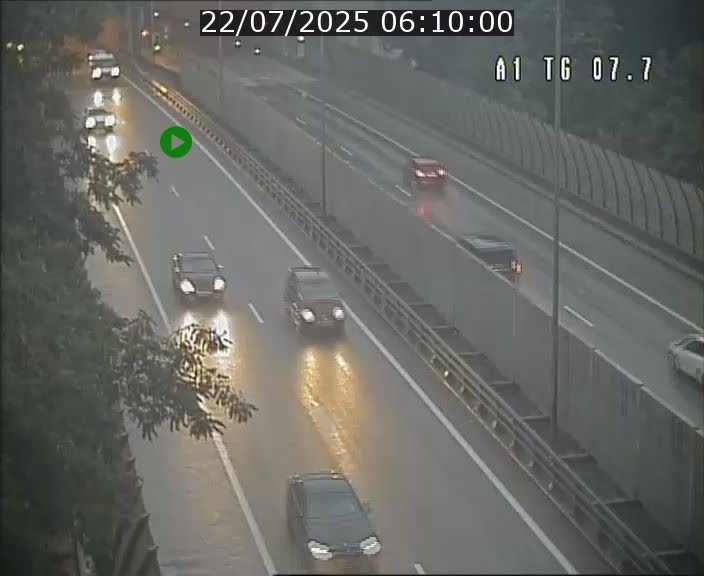 Traffic live webcam Luxembourg Kirchberg - A1 direction Luxembourg-ville - BK 7.7