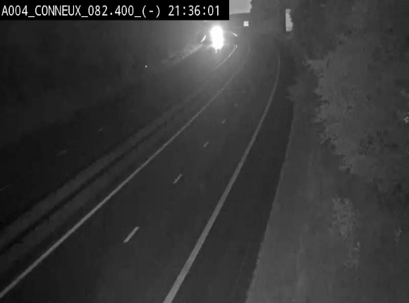 Webcam sur l'E411 avant les sorties 20 menant à Ciney, Dinant et Achêne. Vue orientée vers Namur