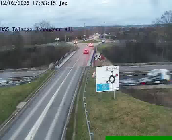 Webcam sur la D55 à Talange au niveau du pont surplombant l'A31 (sens droite-gauche vers Luxembourg). Vue orientée vers Ay-sur-Moselle.