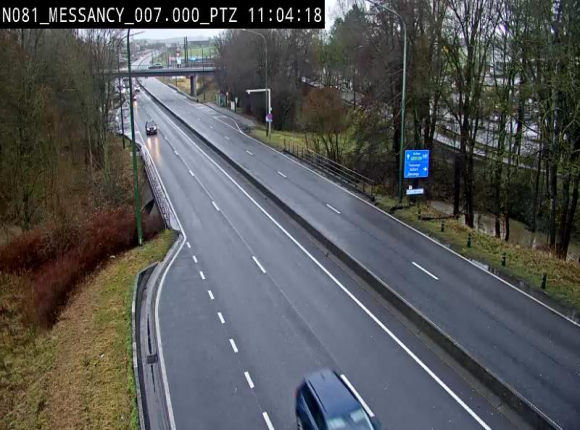 Webcam sur la N81 (E411) à hauteur du Cora Messancy. Vue orientée vers Arlon