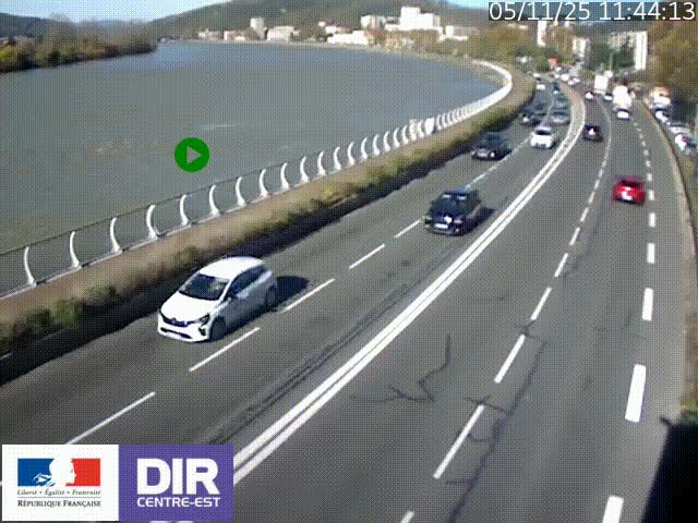 Webcam sur le quai Parjot à Vienne, aux Portes de Lyon, sur la Nationale 7, à la jonction avec le boulevard du Rhône-nord (D1407), caméra orientée vers Lyon