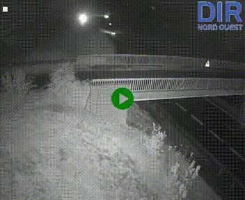 Webcam sur A84 à hauteur de Pont-Farcy, au niveau du pont autoroutier sur la Vire, au sud de Saint-Lô