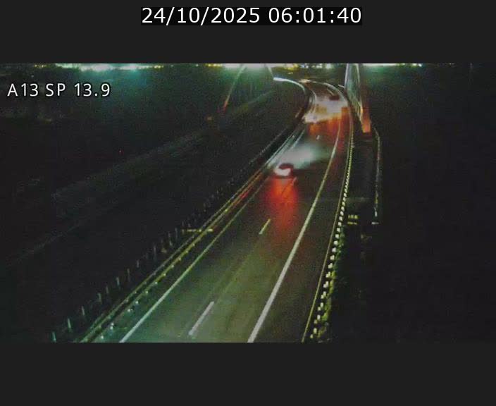Traffic live webcam Luxembourg Kayl - A13 direction Esch-sur-Alzette/Luxembourg-ville - BK 13.9