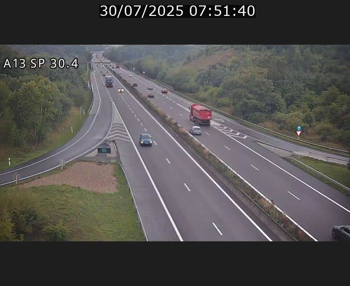 Traffic live webcam Luxembourg Altwies - A13 direction Luxembourg-ville - BK 30.4