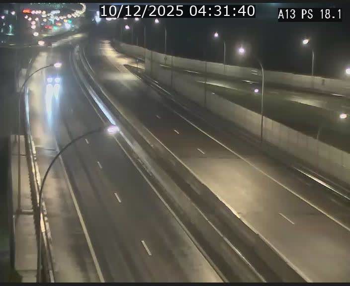 Traffic live webcam Luxembourg Dudelange - A13 direction Croix de Bettembourg - BK 18.1