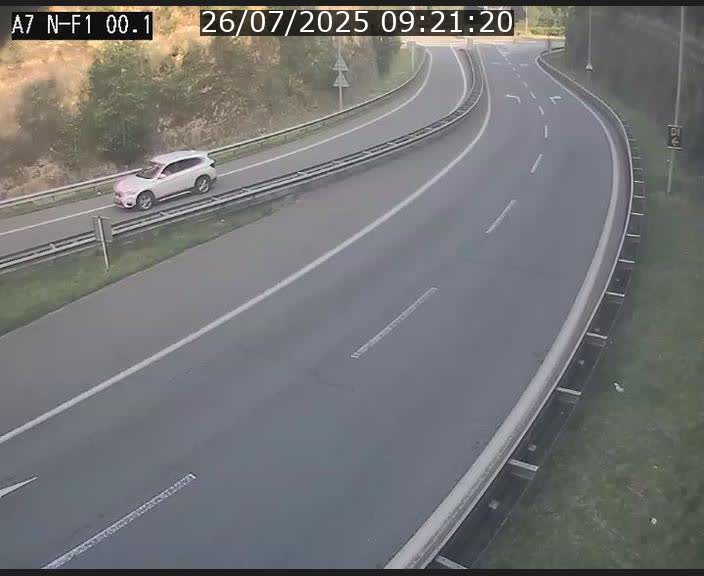 Webcam autoroute Luxembourg A7 située dans la sortie 1 Waldhof, vers la N11, avant le Tunnel Stafelter