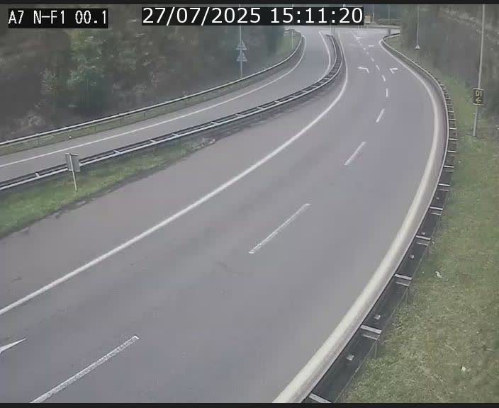 Webcam autoroute Luxembourg A7 située dans la sortie 1 Waldhof, vers la N11, avant le Tunnel Stafelter