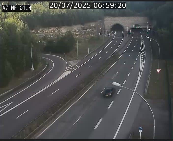 Caméra autoroute Luxembourg A7 - Echangeur Waldhaff - direction Tunnel Stafelter