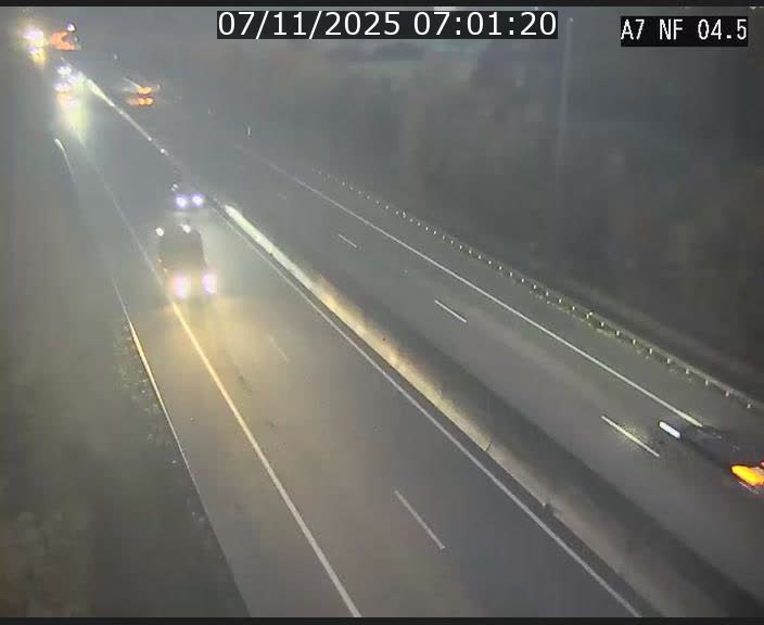 Caméra autoroute Luxembourg A7 - Passage à gibier Rëngelbour - direction Tunnel Grouft