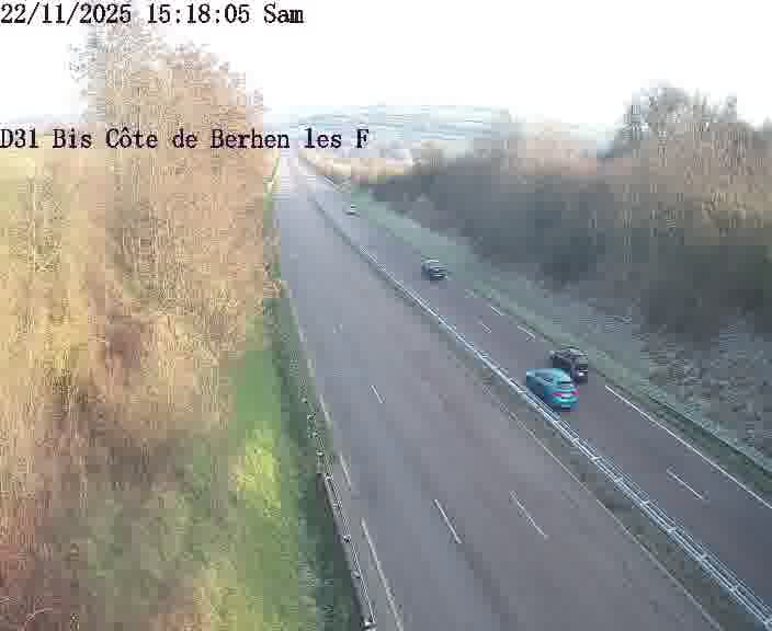 Webcam de surveillance sur D31bis (France) à Behren-lès-Forbach, cadrée vers Sarreguemines, proposant une information routière utile aux déplacements quotidiens.