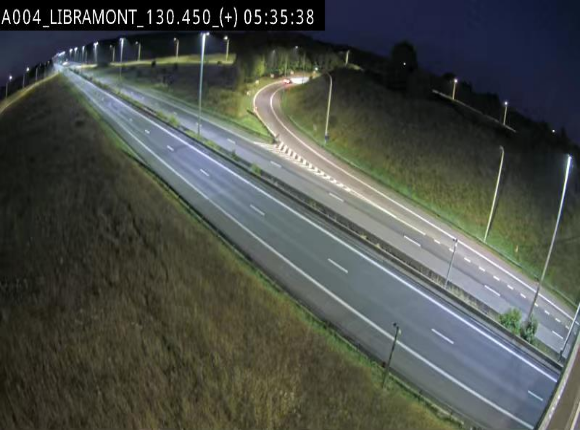 Webcam à Libramont sur l'E411 à la jonction avec la N89 menant vers Bouillon et la France. Vue orientée vers Arlon